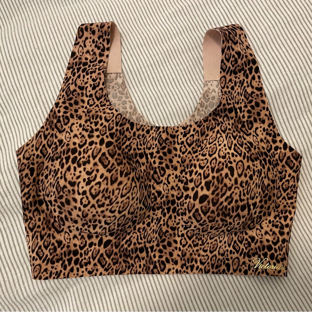 Victoria’s Secret sport bra